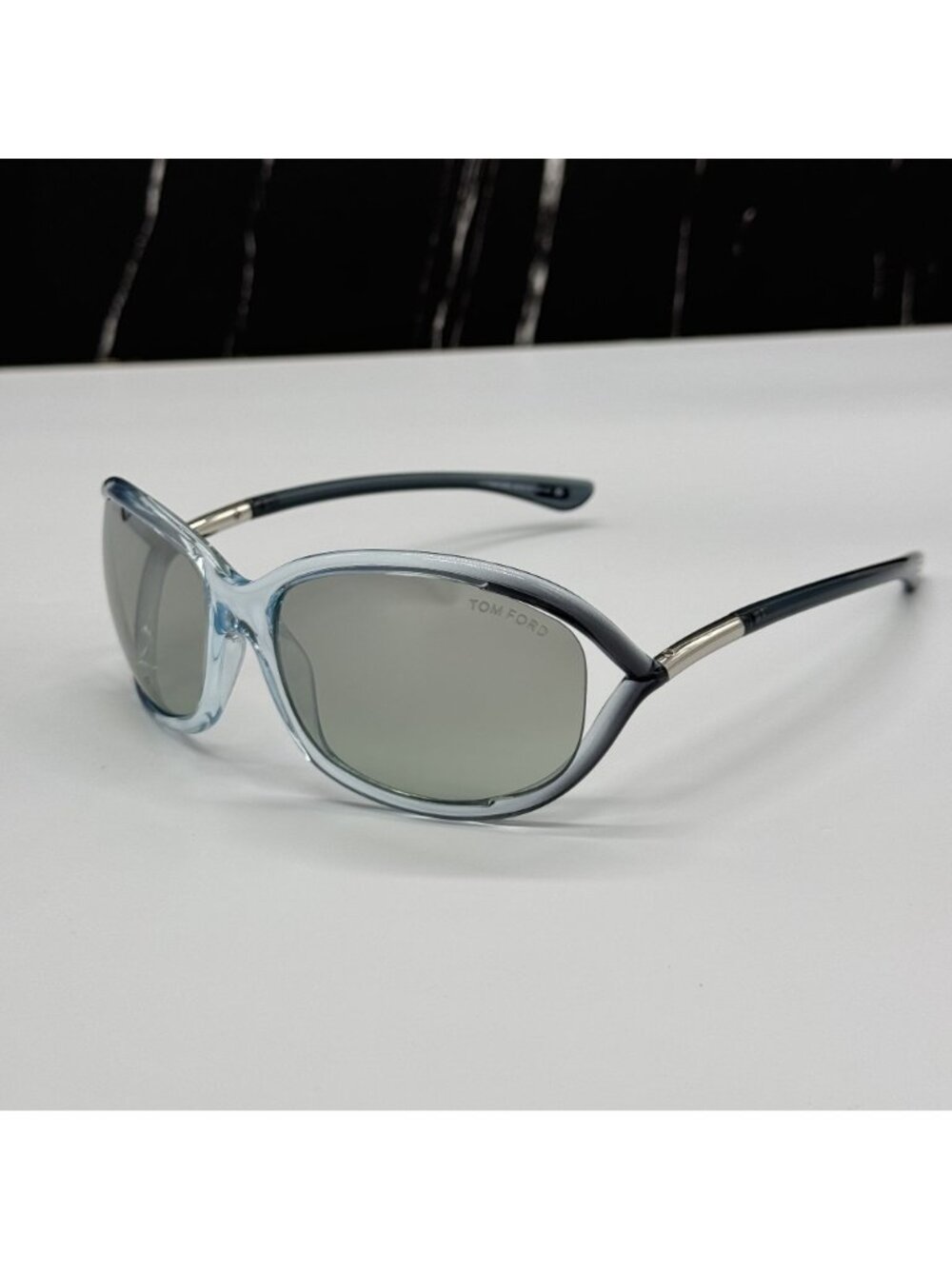 NWT Tom Ford Jennifer Sunglasses TF0008 93Q